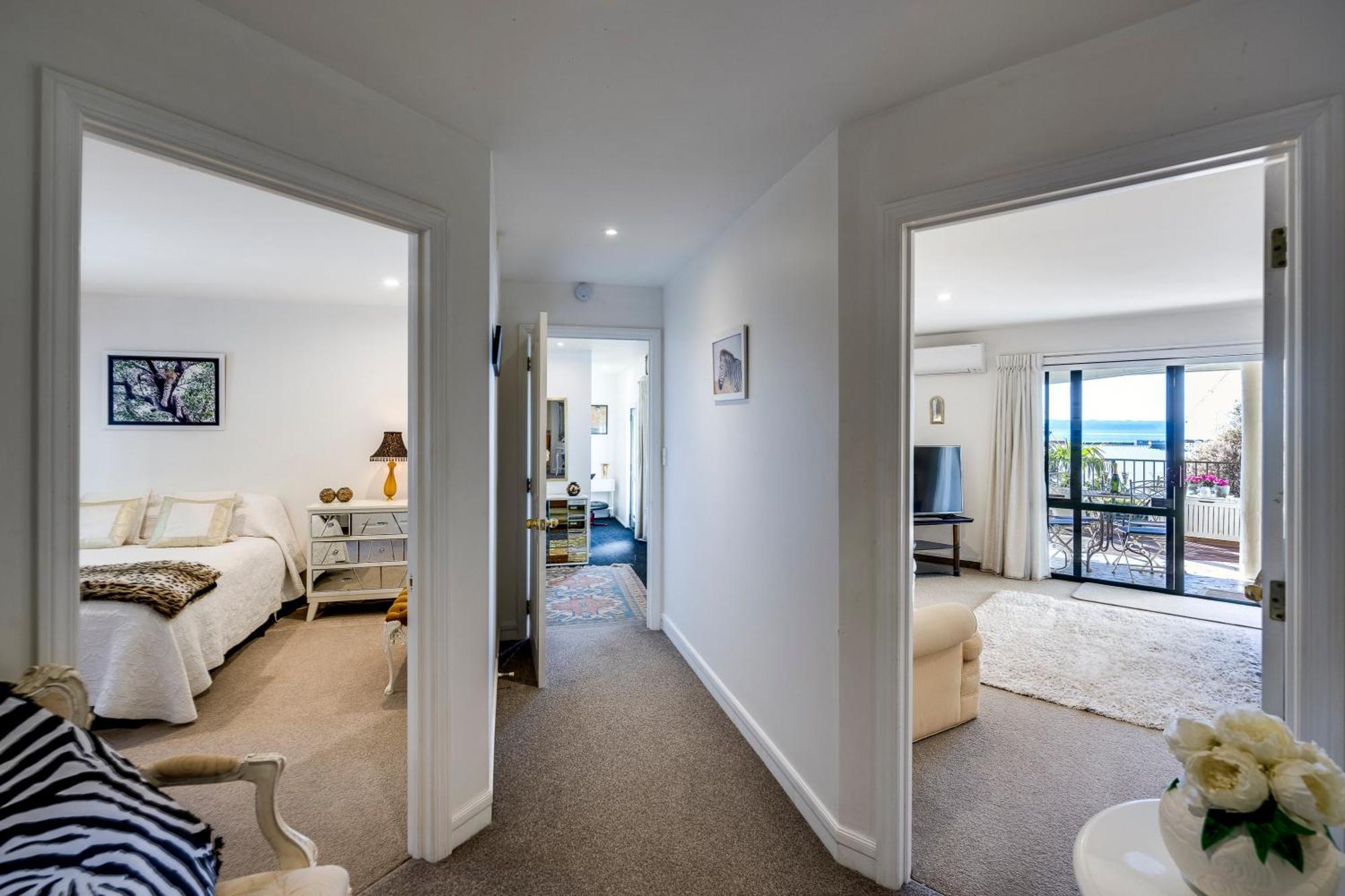 Maison Blue - Chic Garden Apartment Napier Buitenkant foto
