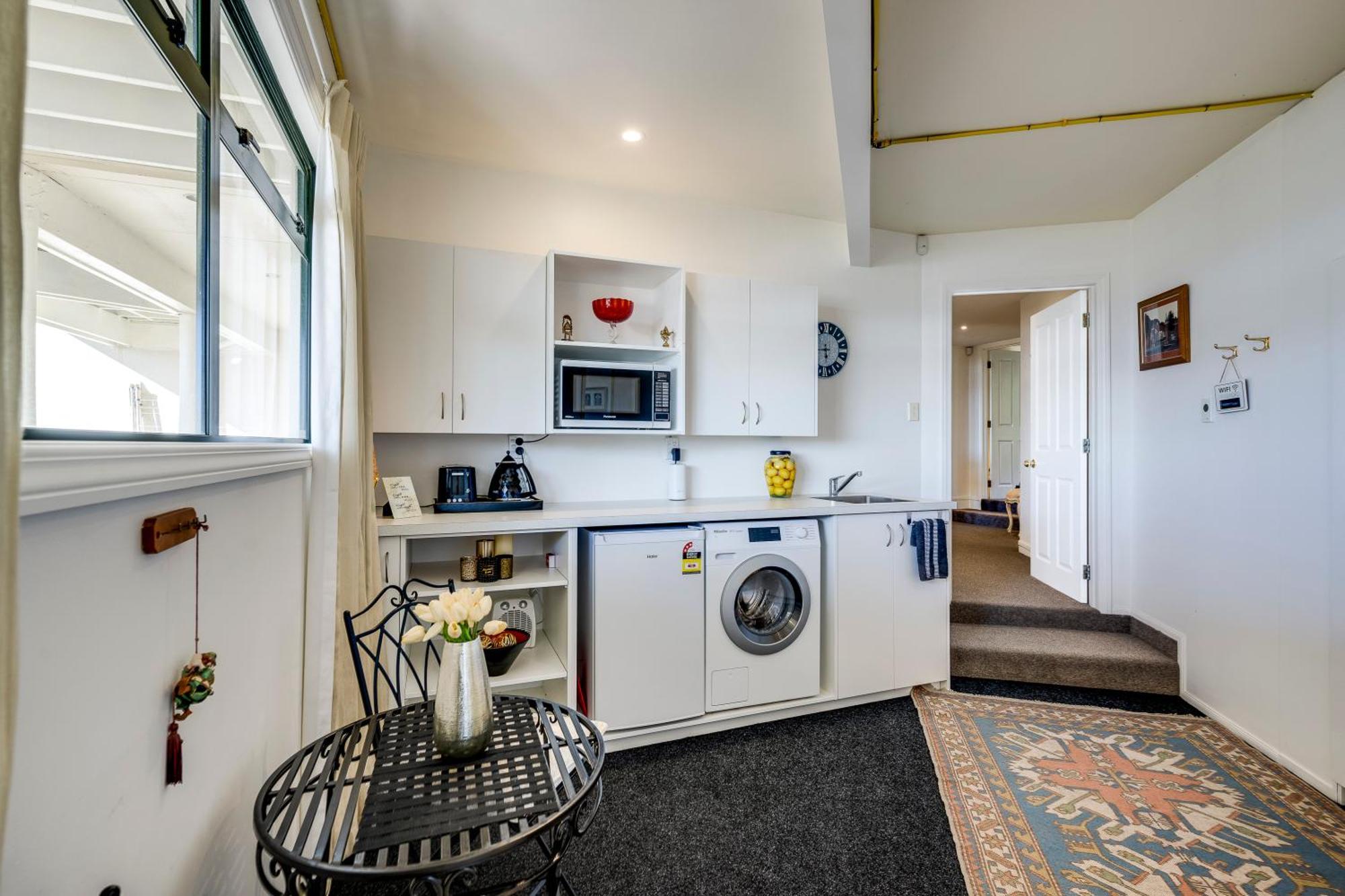 Maison Blue - Chic Garden Apartment Napier Buitenkant foto