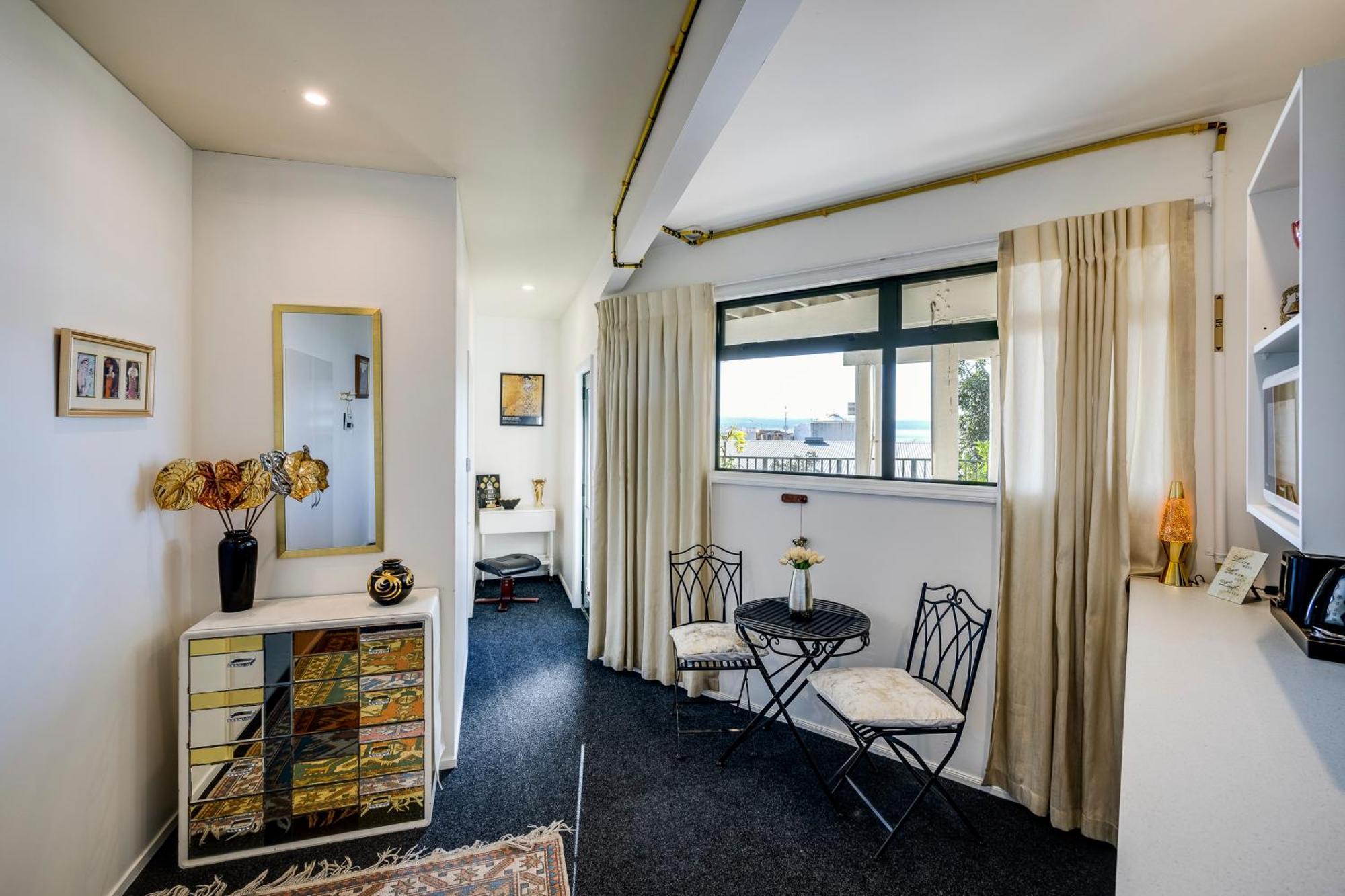 Maison Blue - Chic Garden Apartment Napier Buitenkant foto